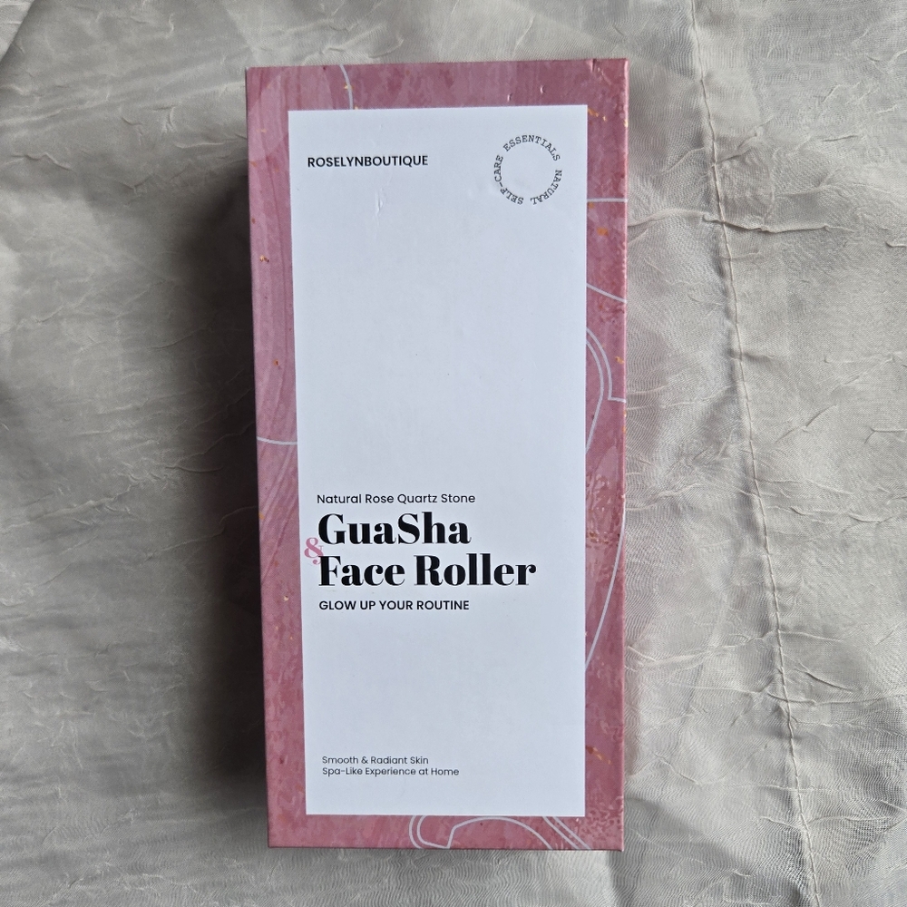 RoselynBoutique Rose Quartz Gua Sha Face Roller